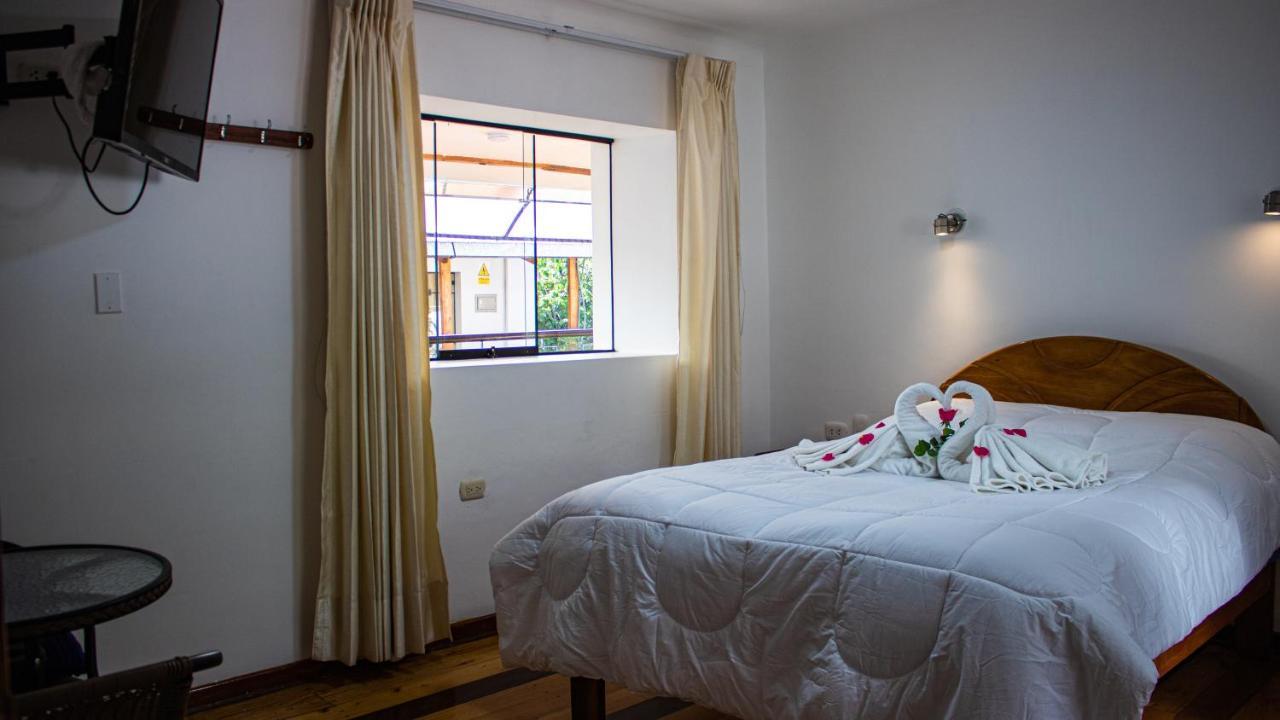 Hotel Los Laureles Calca 외부 사진