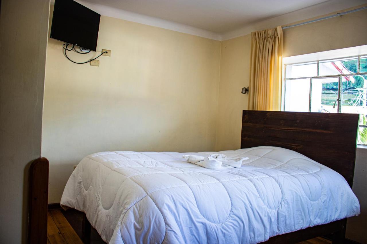 Hotel Los Laureles Calca 외부 사진