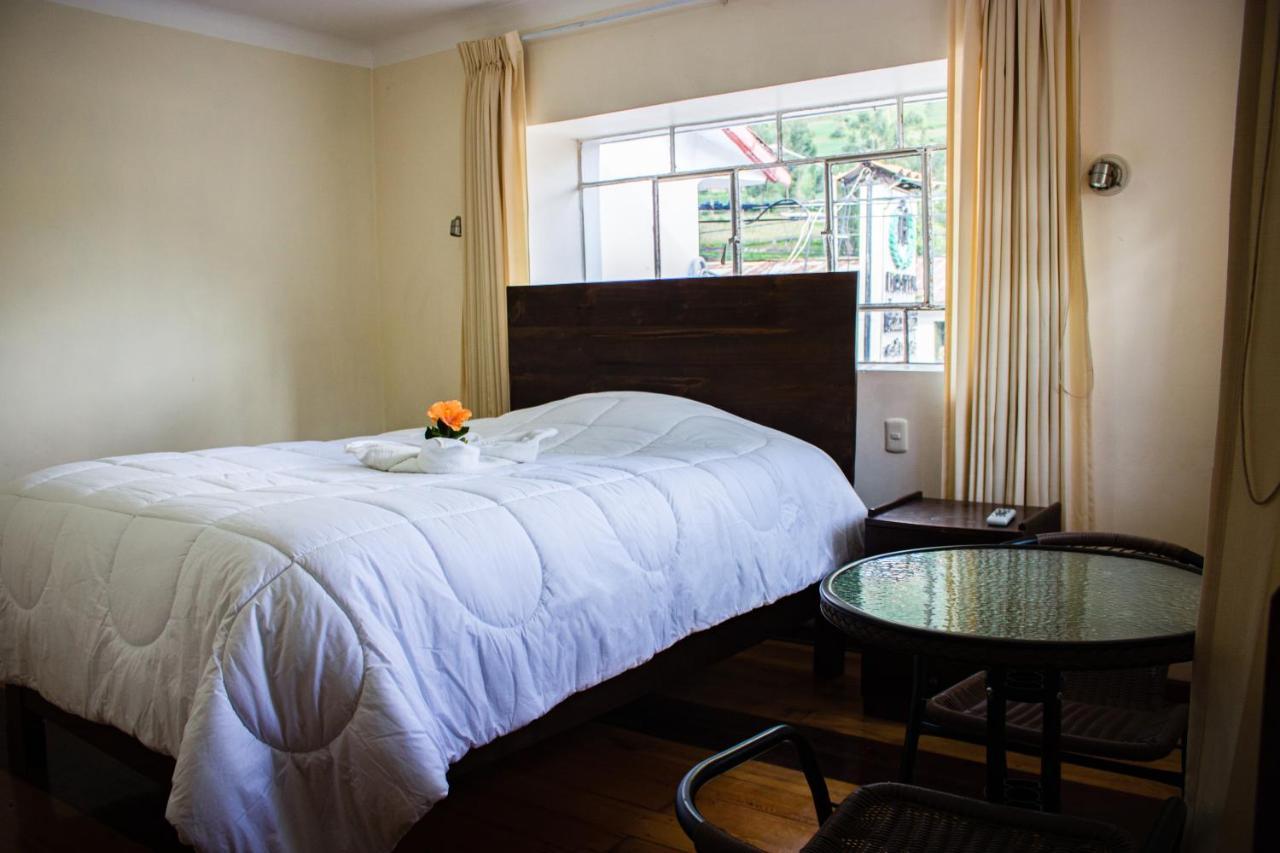 Hotel Los Laureles Calca 외부 사진