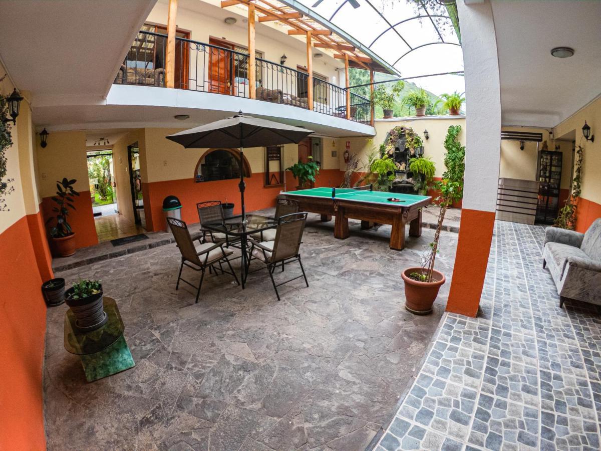 Hotel Los Laureles Calca 외부 사진