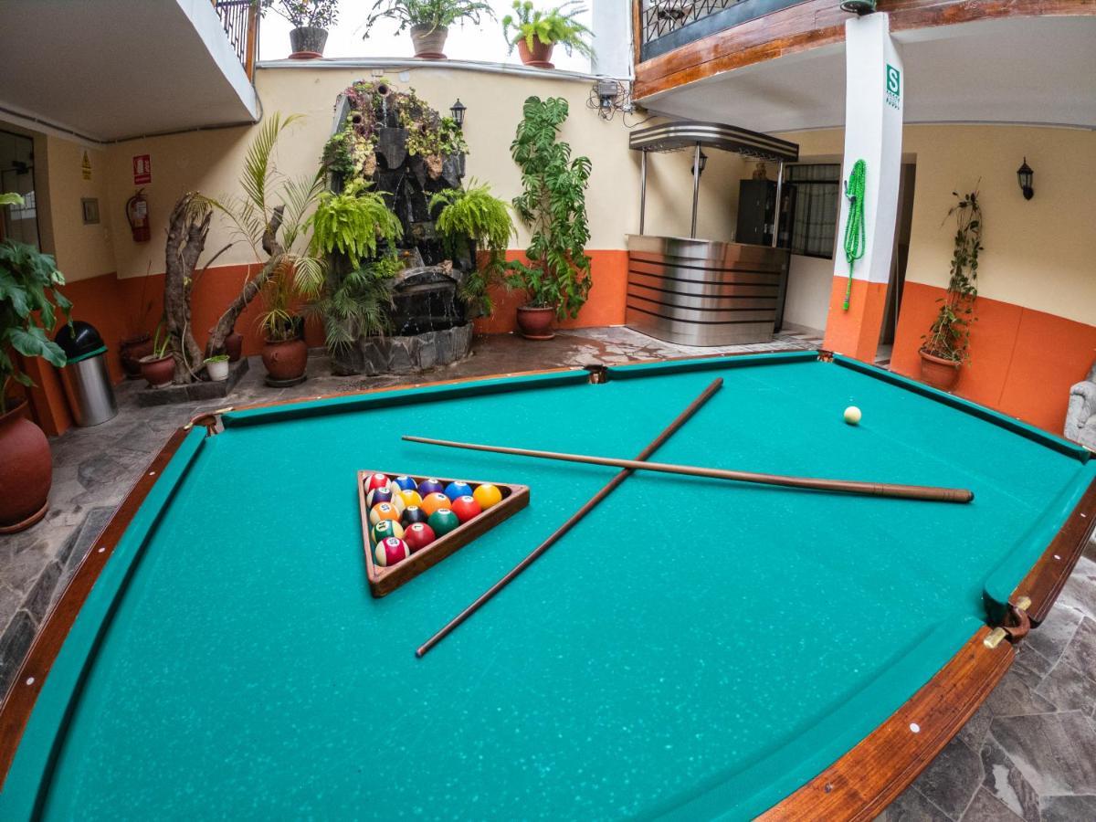 Hotel Los Laureles Calca 외부 사진