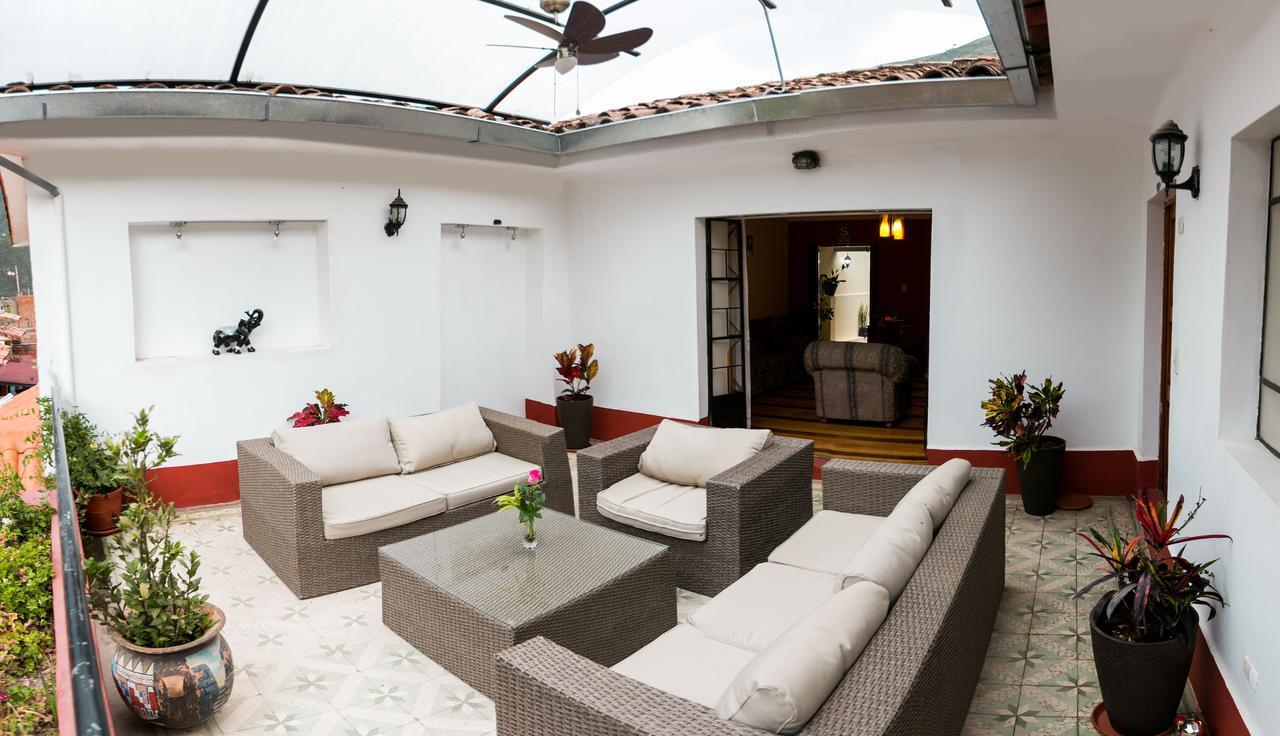 Hotel Los Laureles Calca 외부 사진